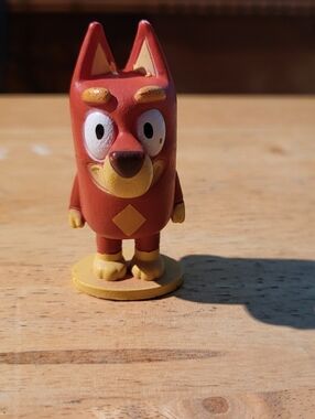 Bluey & Friends Poseable Rusty School Figure Moose Toys